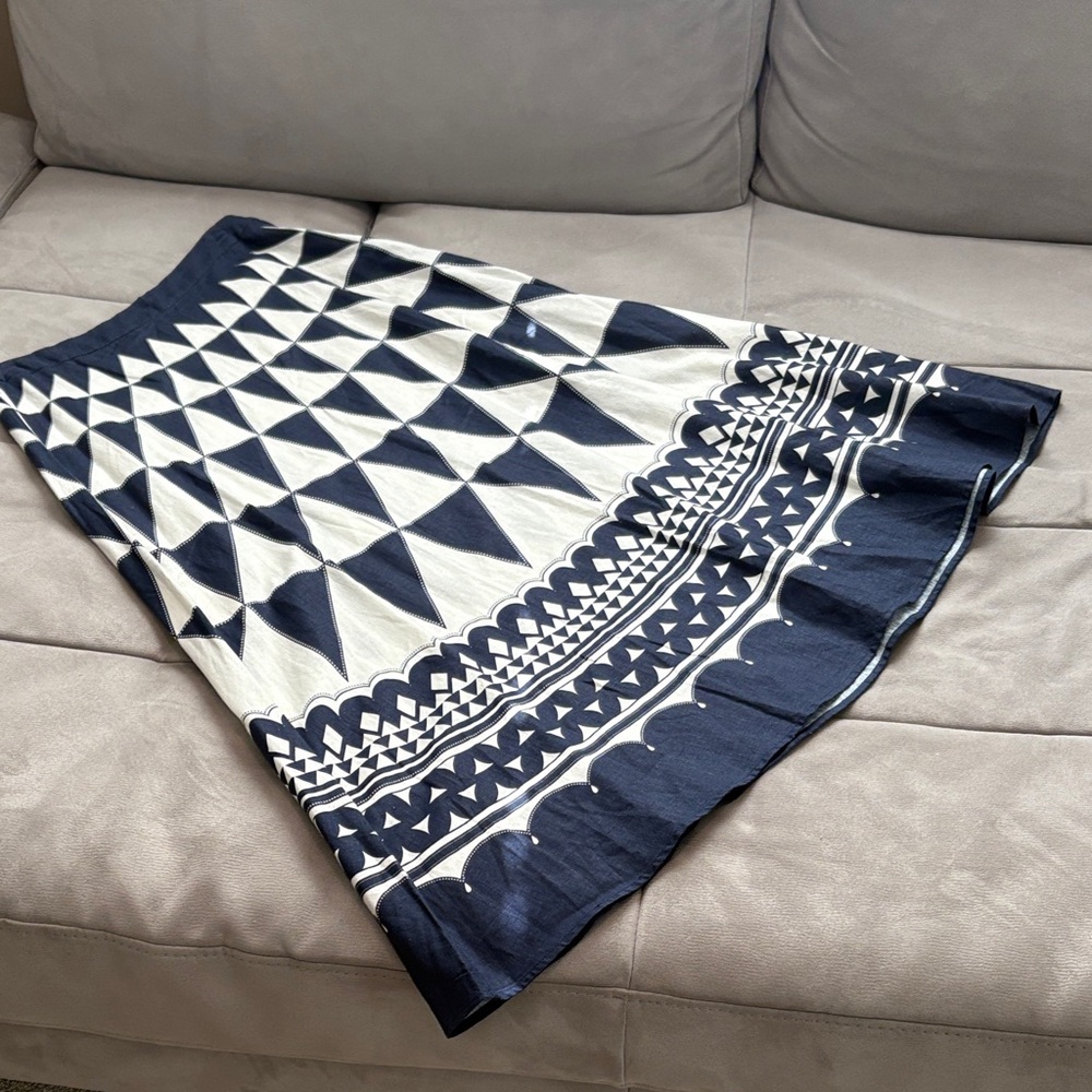 FARM Rio Navy and white/cream Geometric set (skirt and top) - Picture 5 of 10